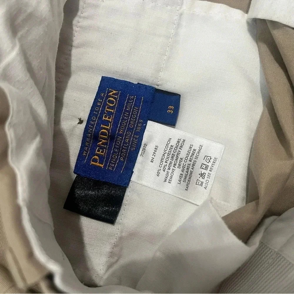 Men’s Pendleton chino khaki shorts size 33